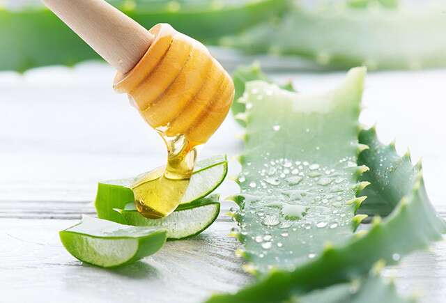 manuka honey aloe vera skin care all natural ingredients